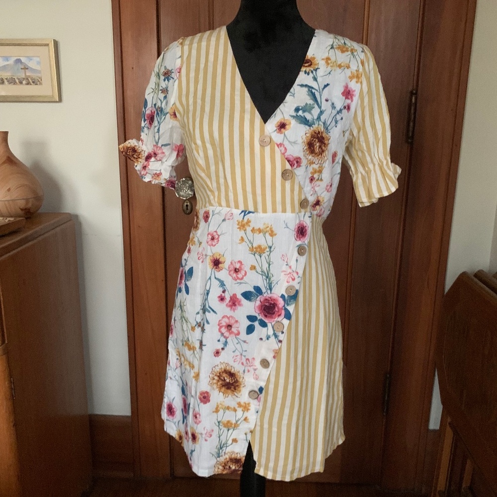 "Entro" dress, L, faux button-down, NWT